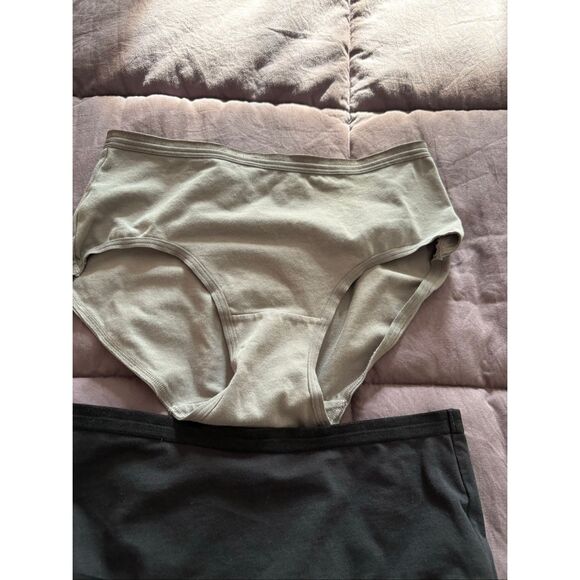 Lot of 2 Wacoal High Leg Panties, Medium NWOT - Picture 2 of 9